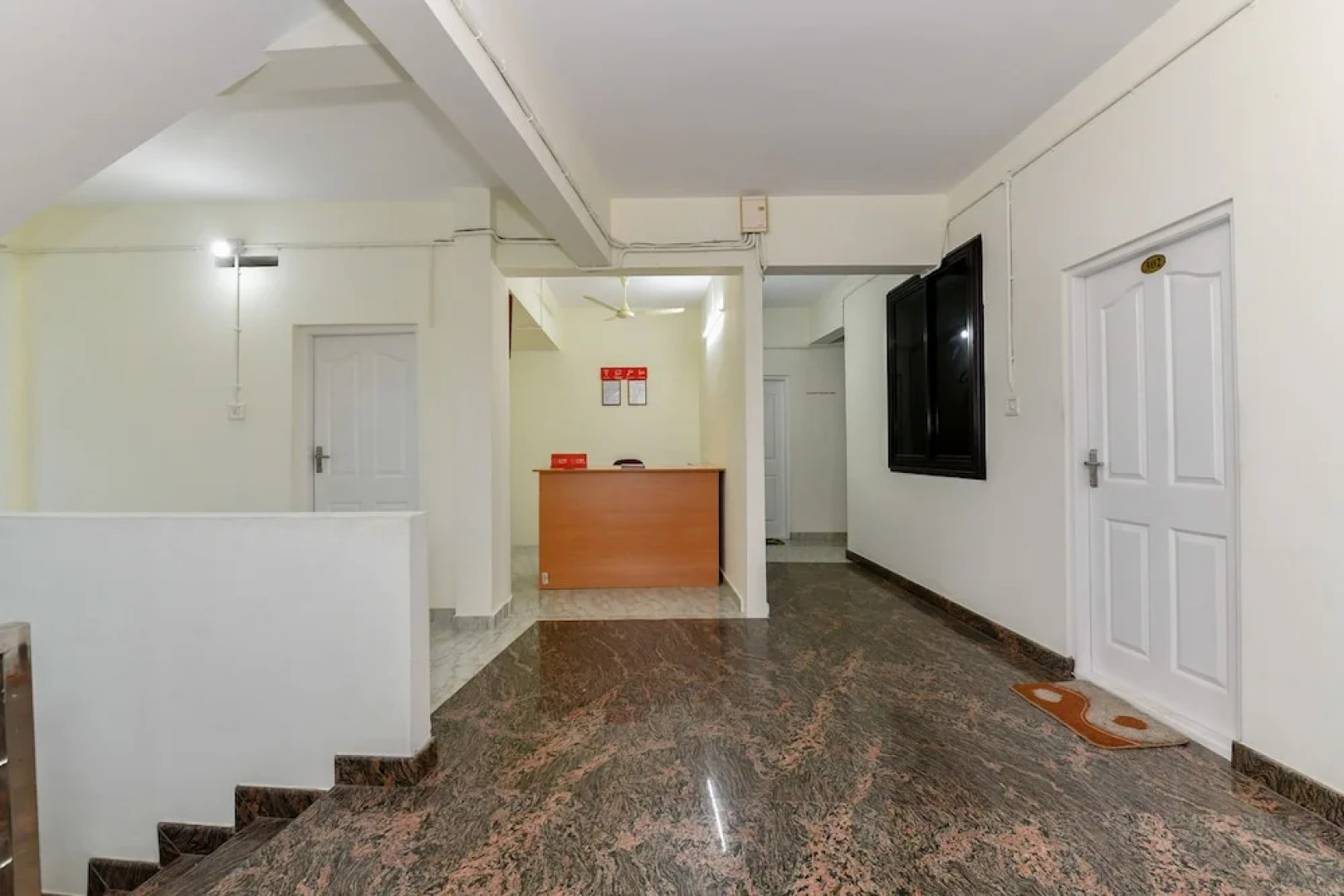 SilverKey Executive Stays 65165 Athani Residency