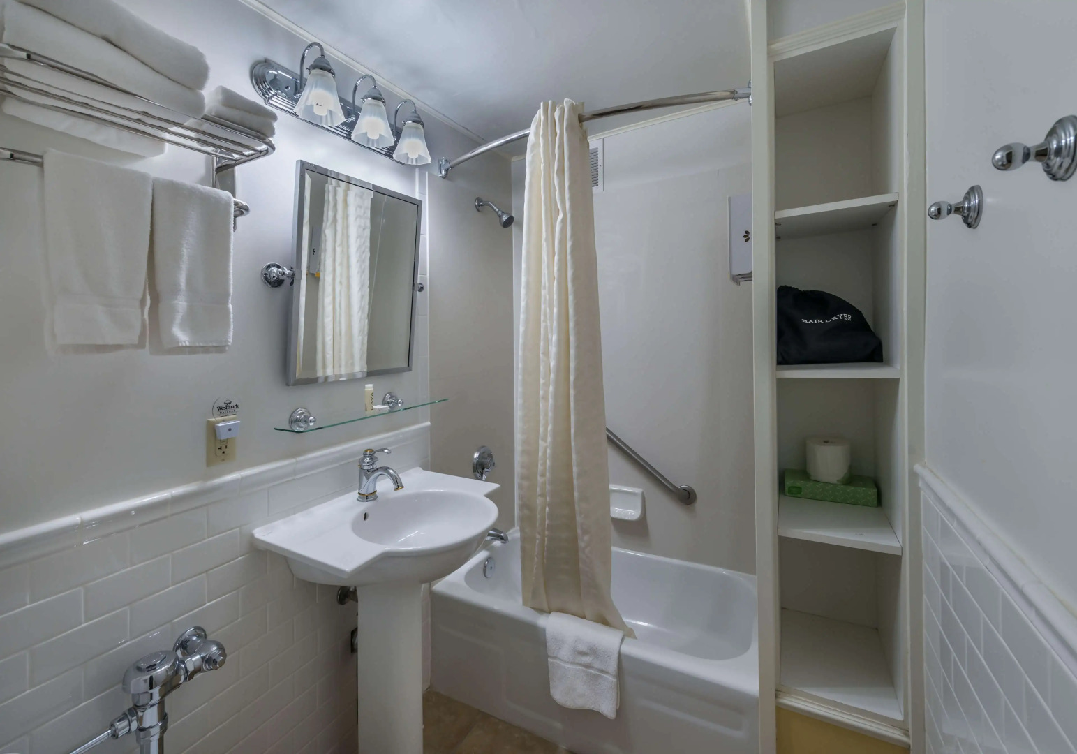 Baranof Hotel, Best Western Signature Collection