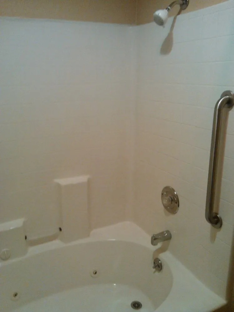 Super 8 by Wyndham Cornelia