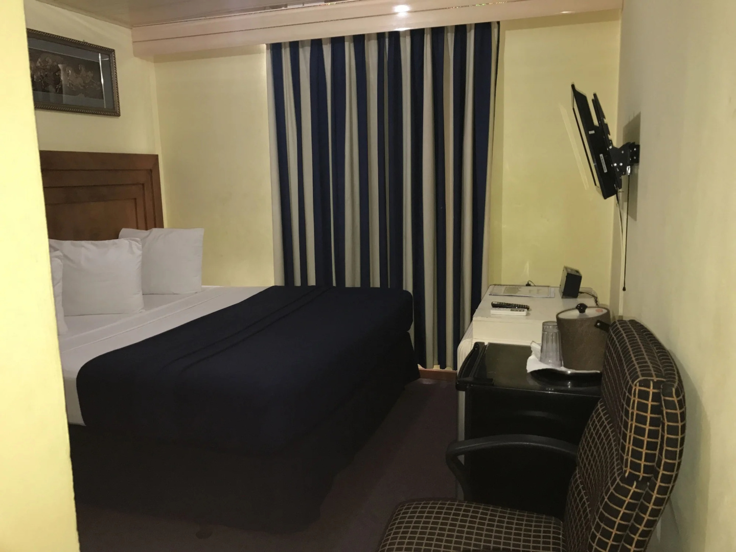 Airport Suites Hotel