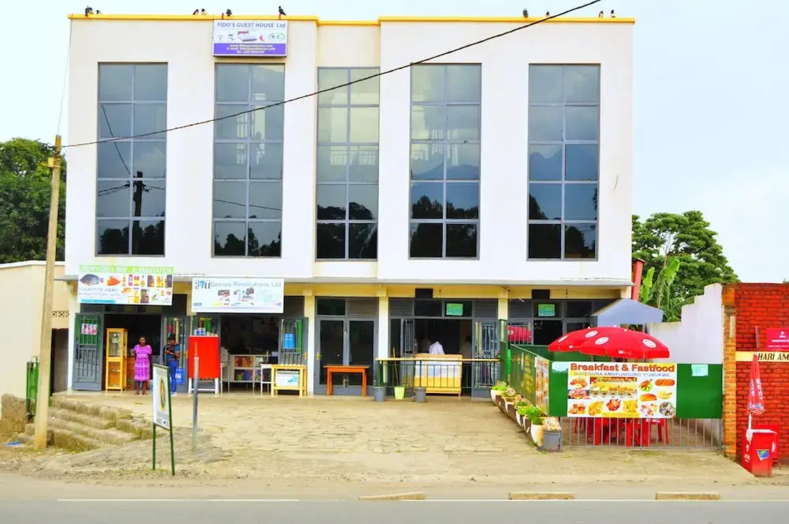 Fido's Guest House & Safaris