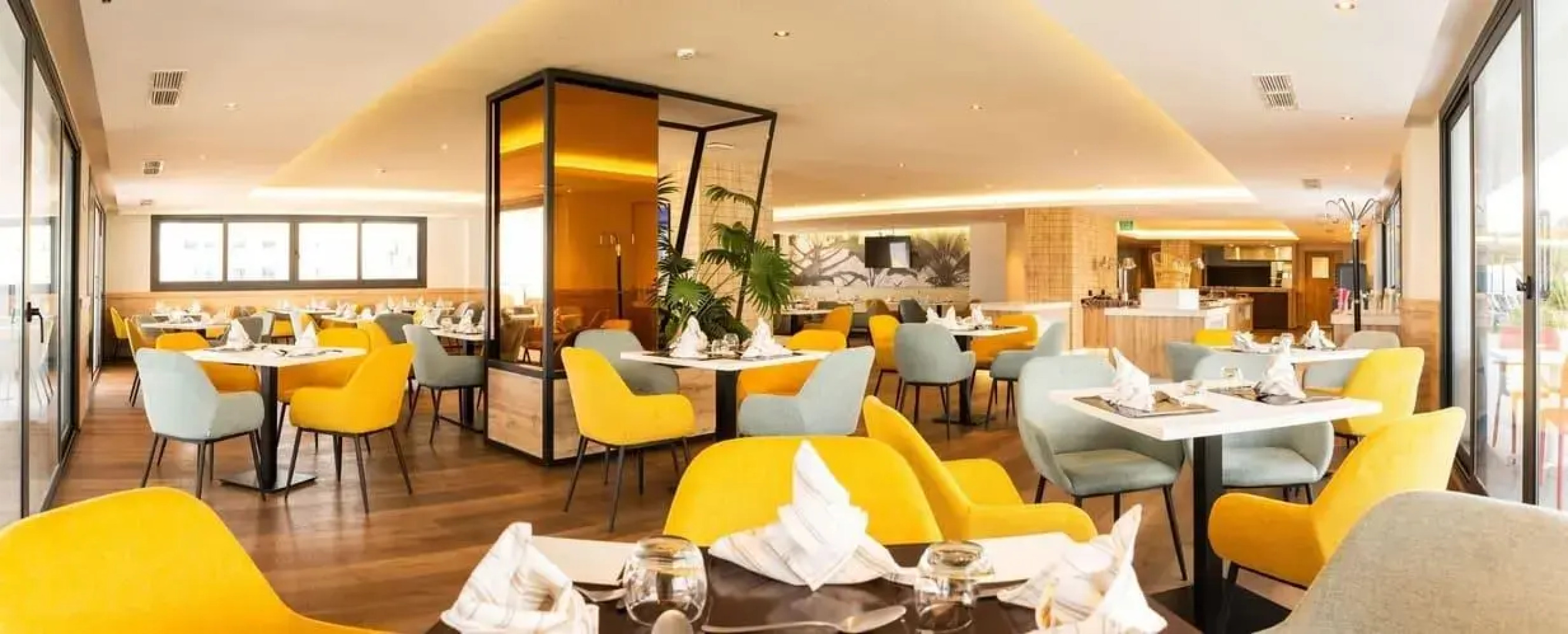 AZ SAITOUR Appart hotel