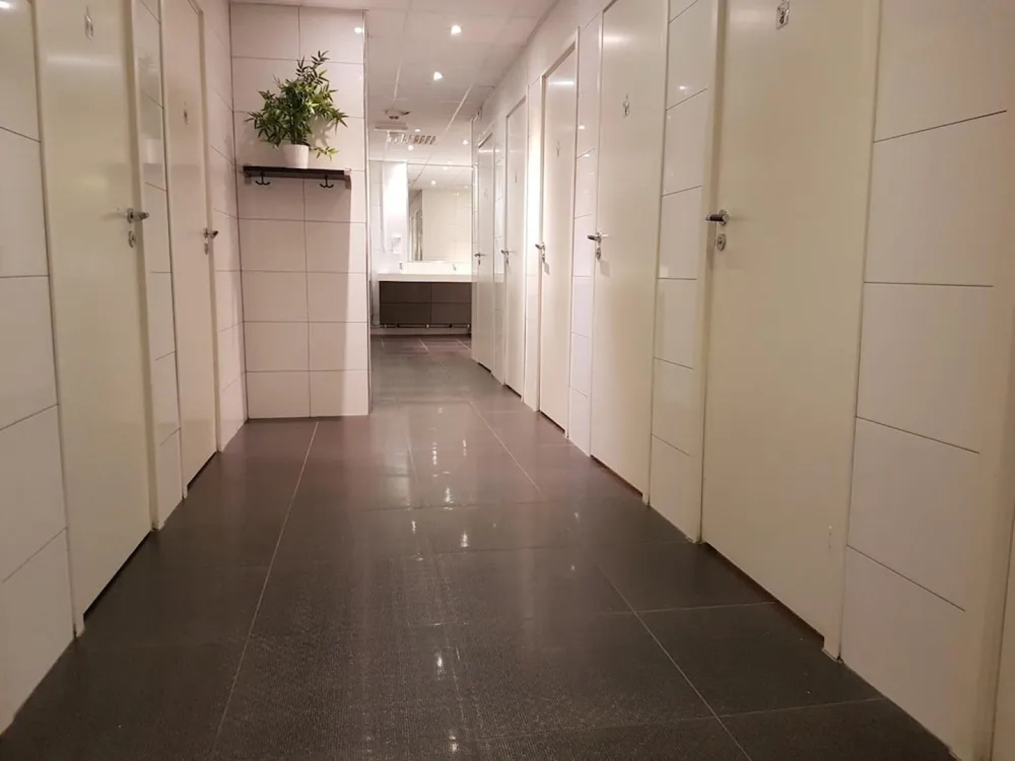 Vandrarhem Uppsala Centralstation - Hostel