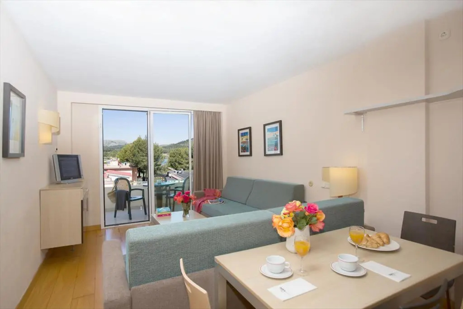 Hotel Ivory Playa Sports & Spa