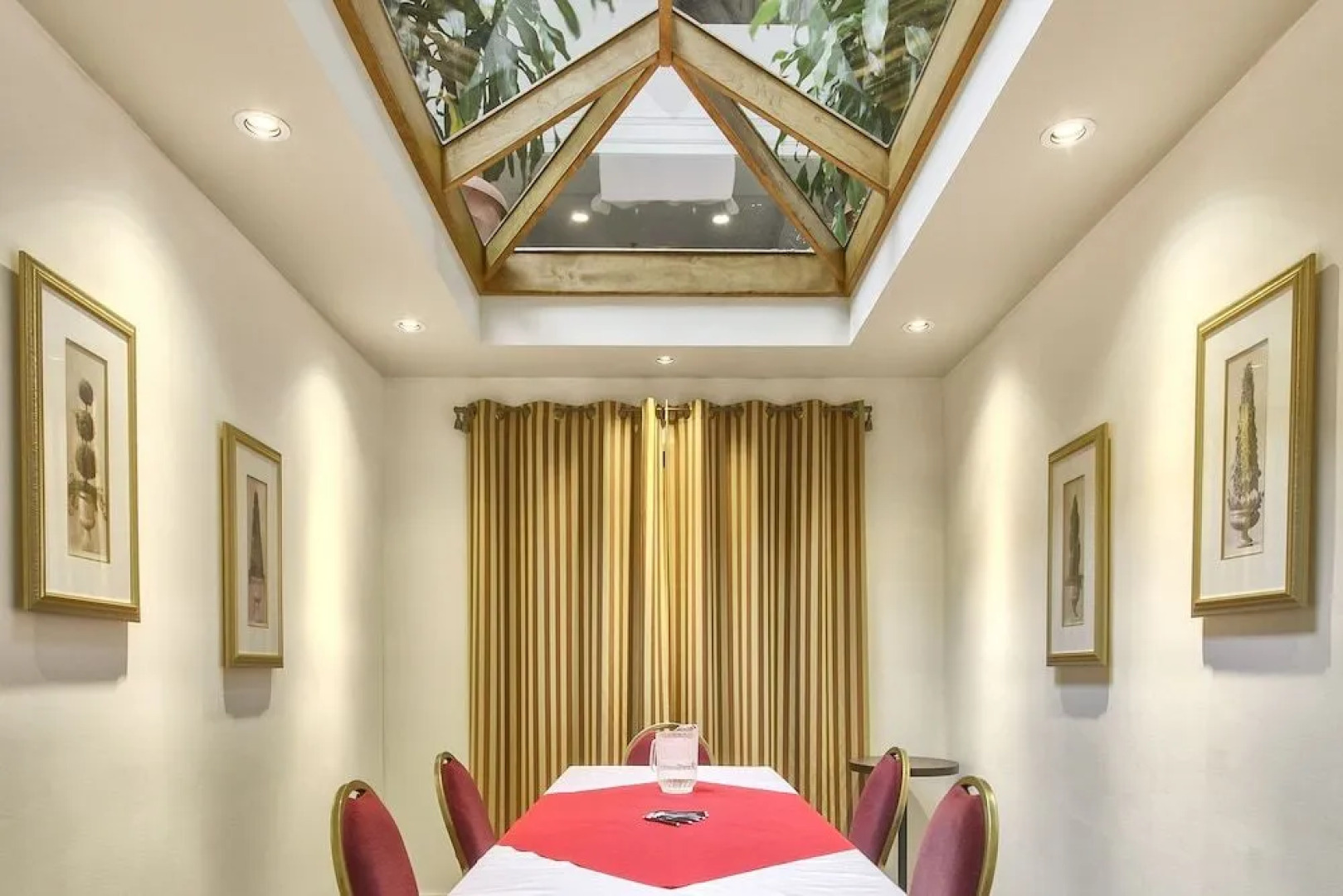 Отель Hôtel Lindbergh par JARO