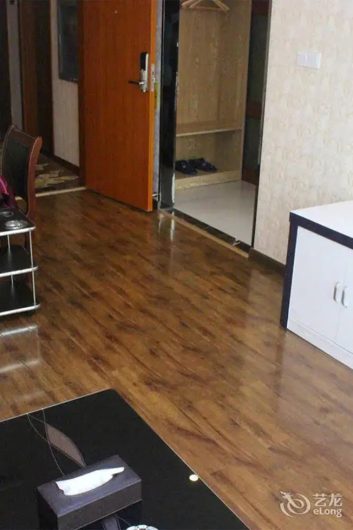 Super 8 Hotel
