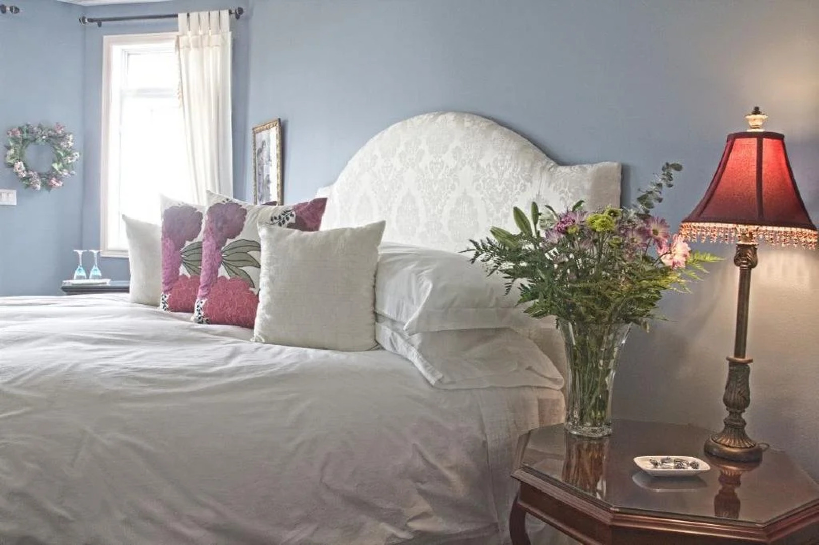 Benaaron Guest House