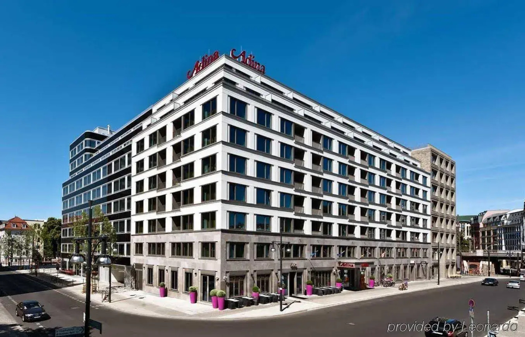 Adina Apartment Hotel Berlin Hackescher Markt