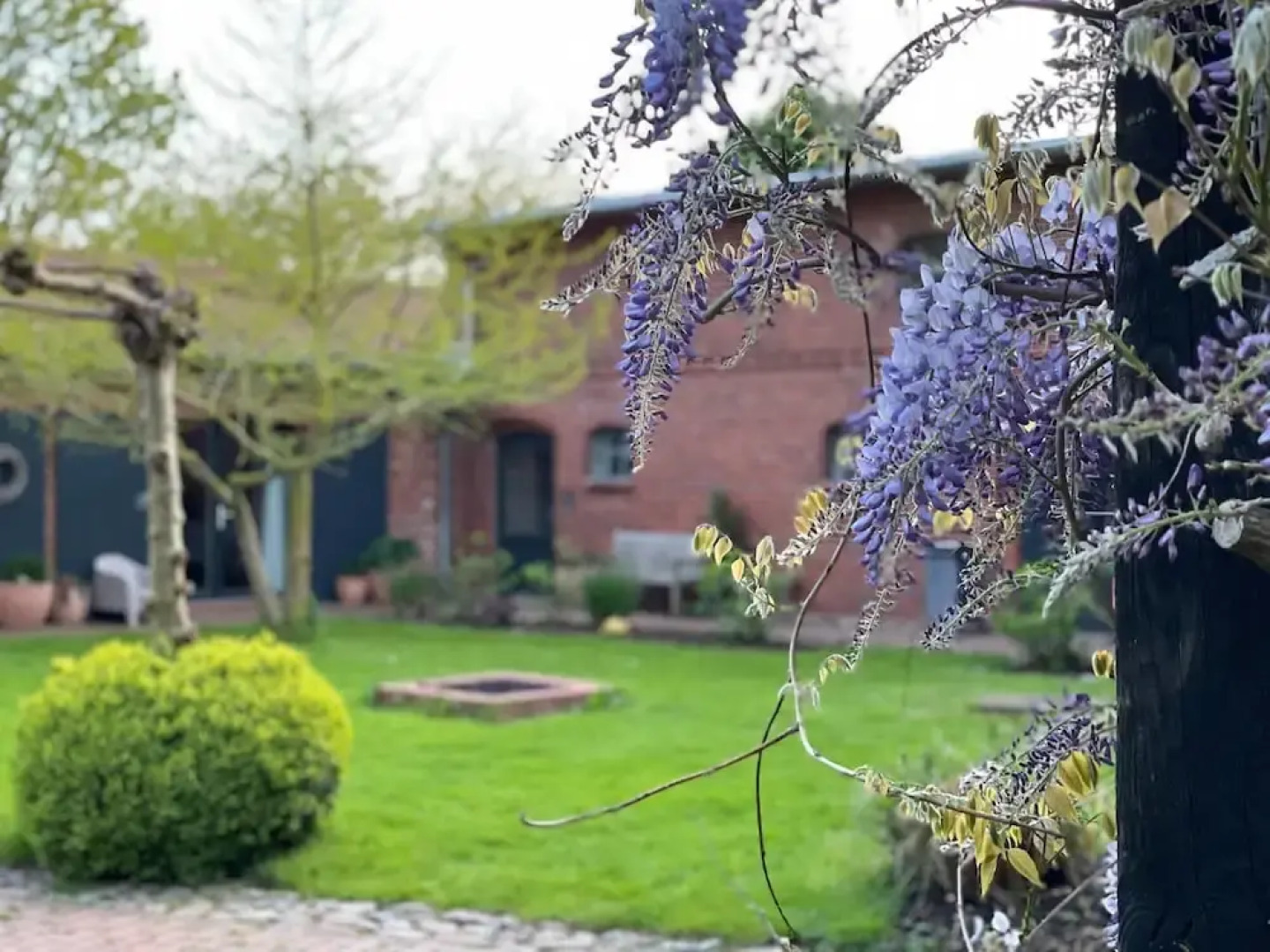 Grosse Ferienwohnung in Idyllischer Lage