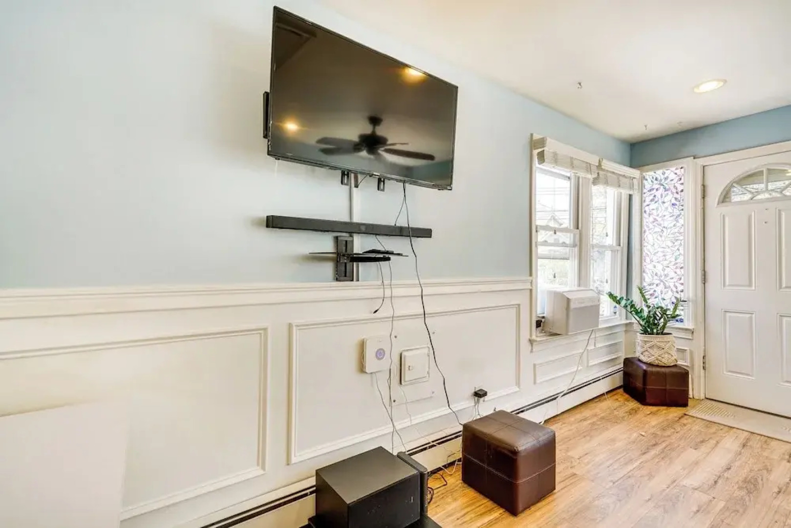 New Jersey Abode - Near Theme Parks, Walk to Beach