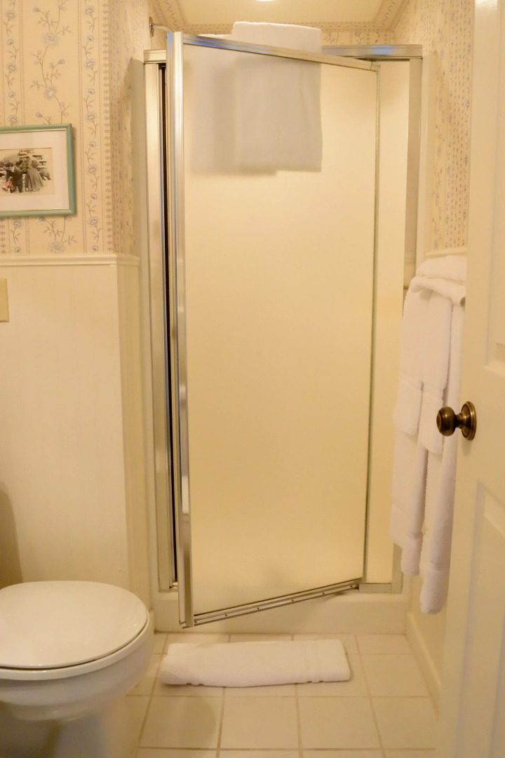 Yelton Manor Bed & Breakfast