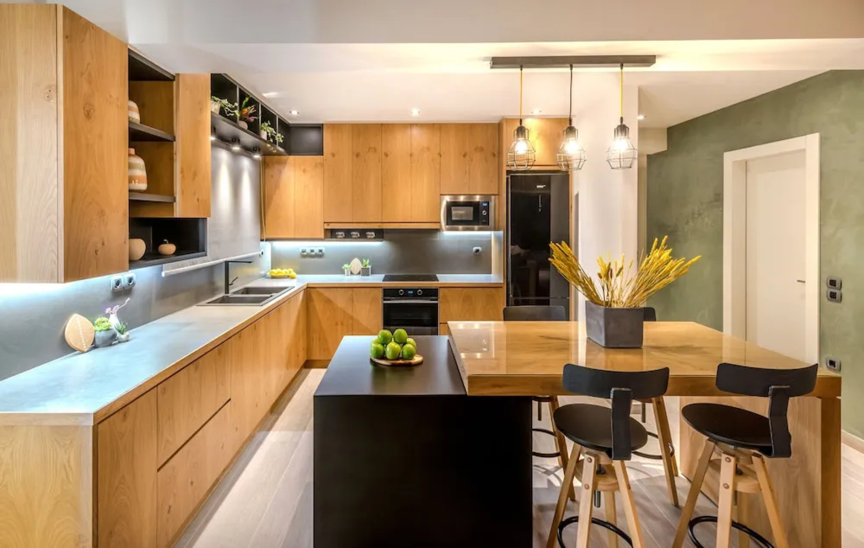 Pasithea Elegant Villa