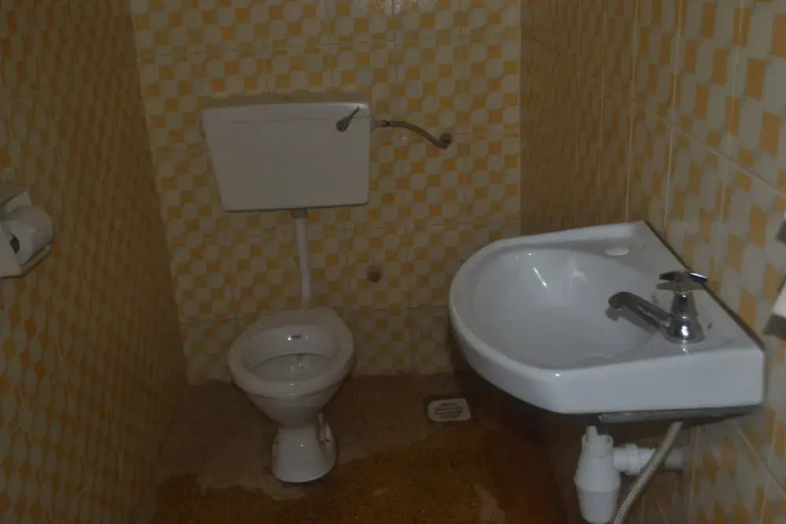 Location Plaza Restaurant