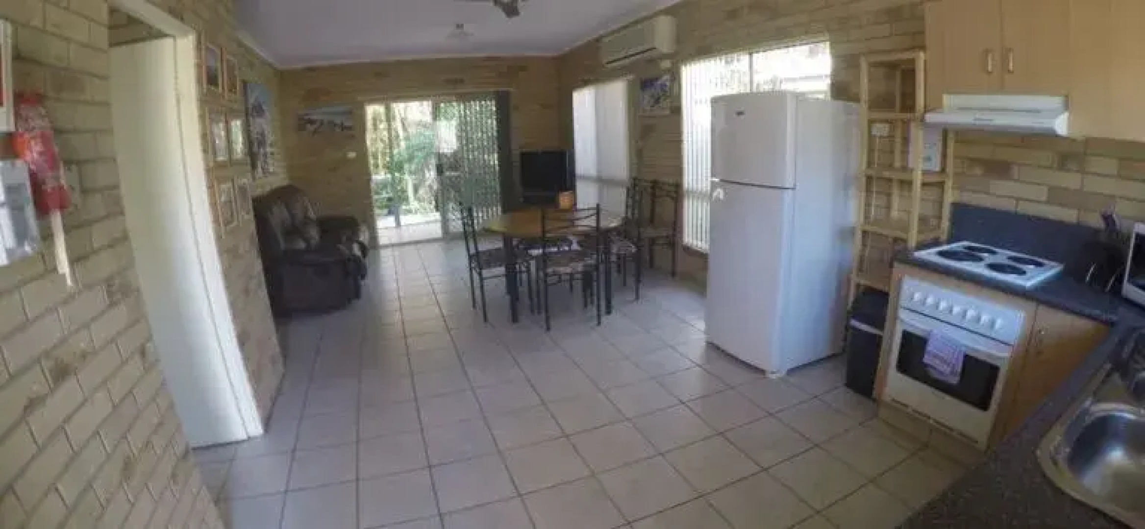 Agnes Palms Beachside Apartments