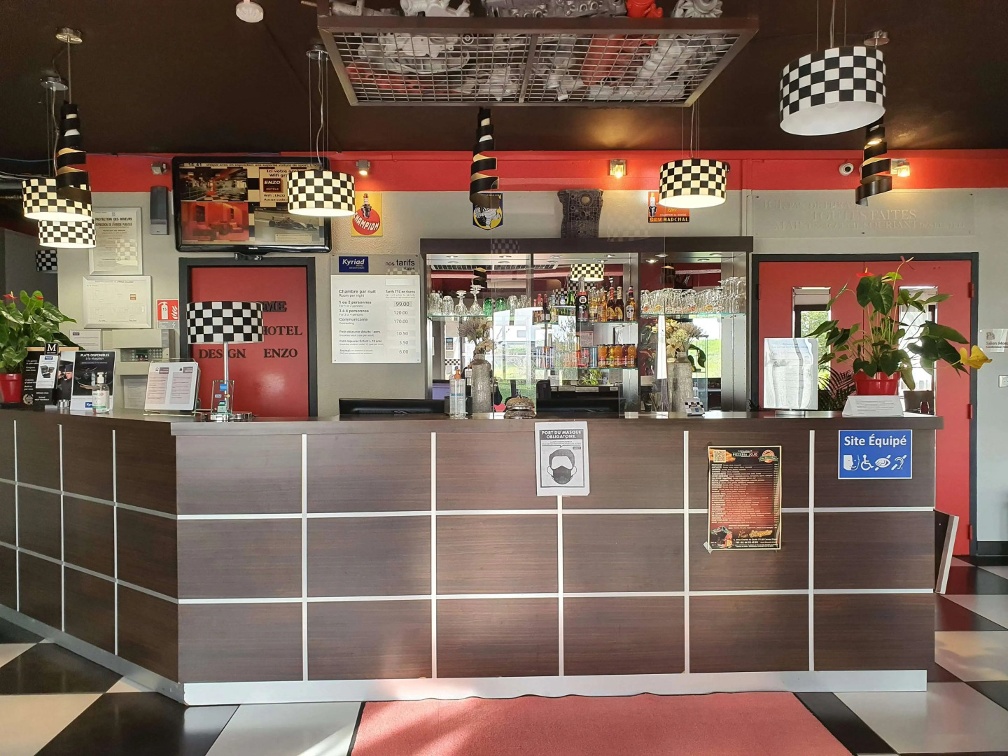 Enzo Hotels Cannes Ecluse by Kyriad Direct