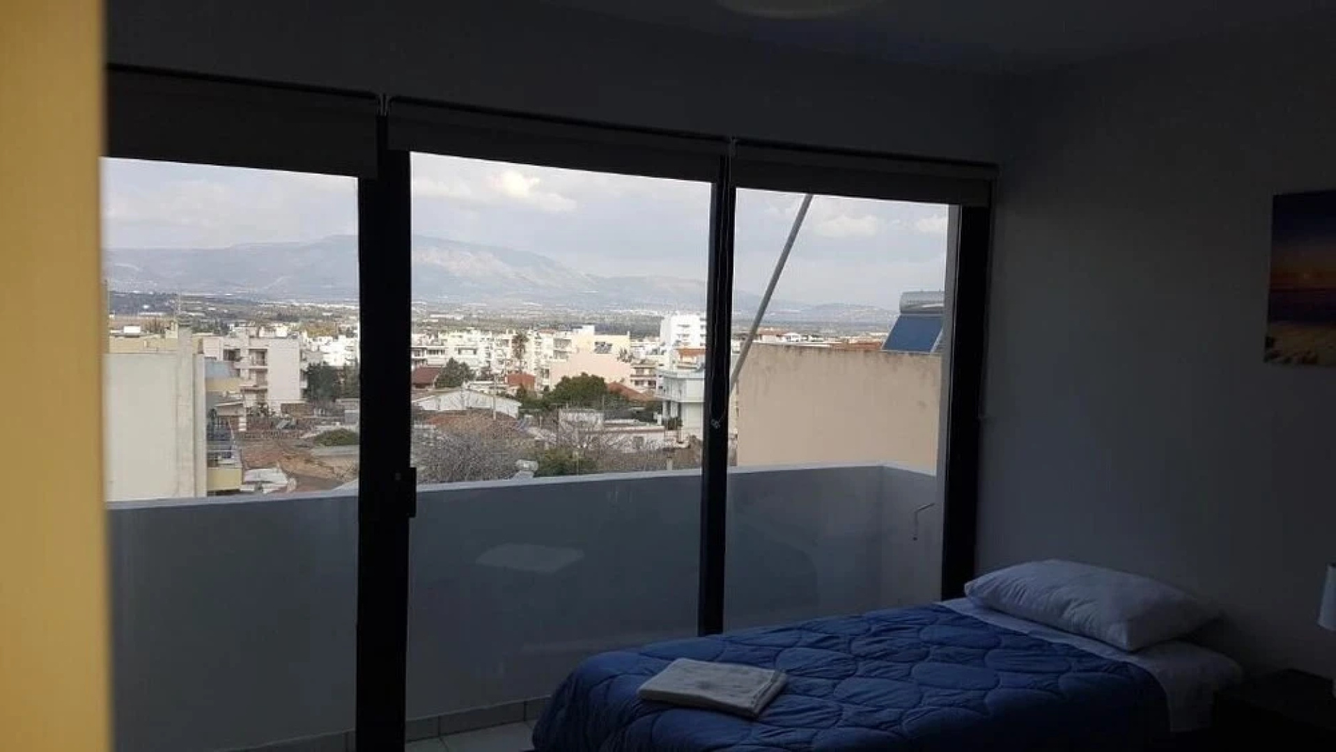 M1 George Apartment by the Airport