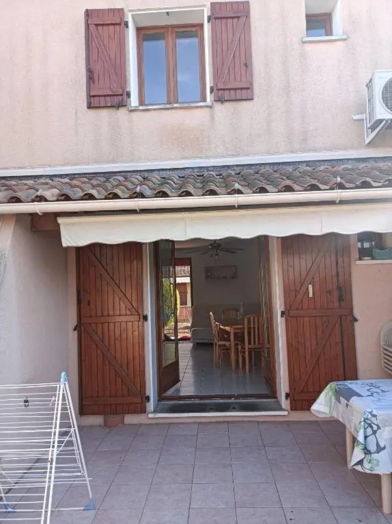Maison bord de mer en résidence avec piscine