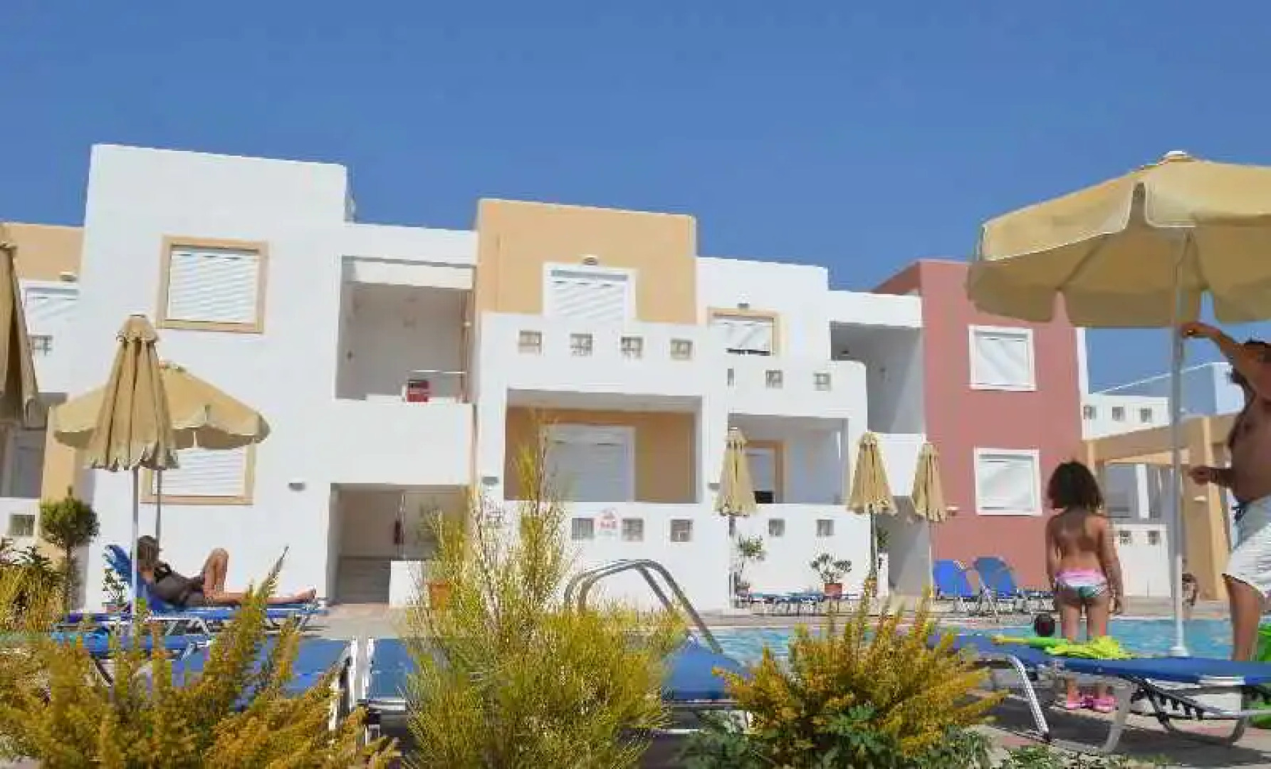 Gennadi Garden Apartments