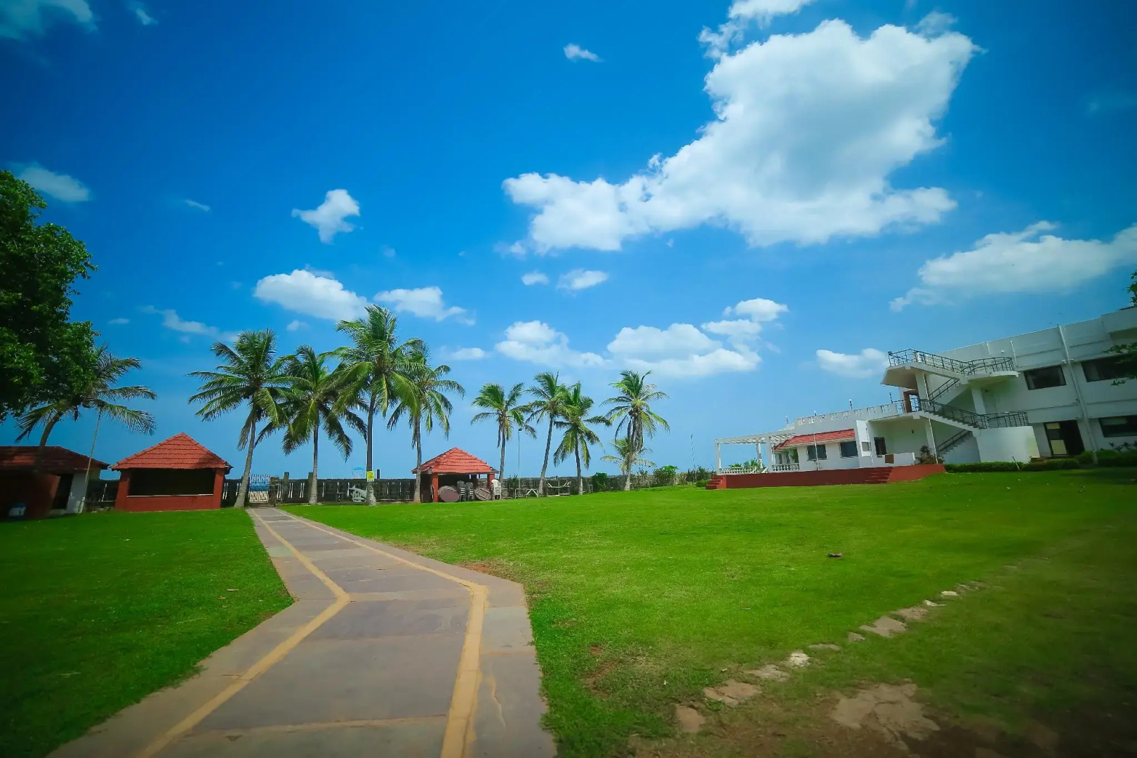 St James Court Beach Resort