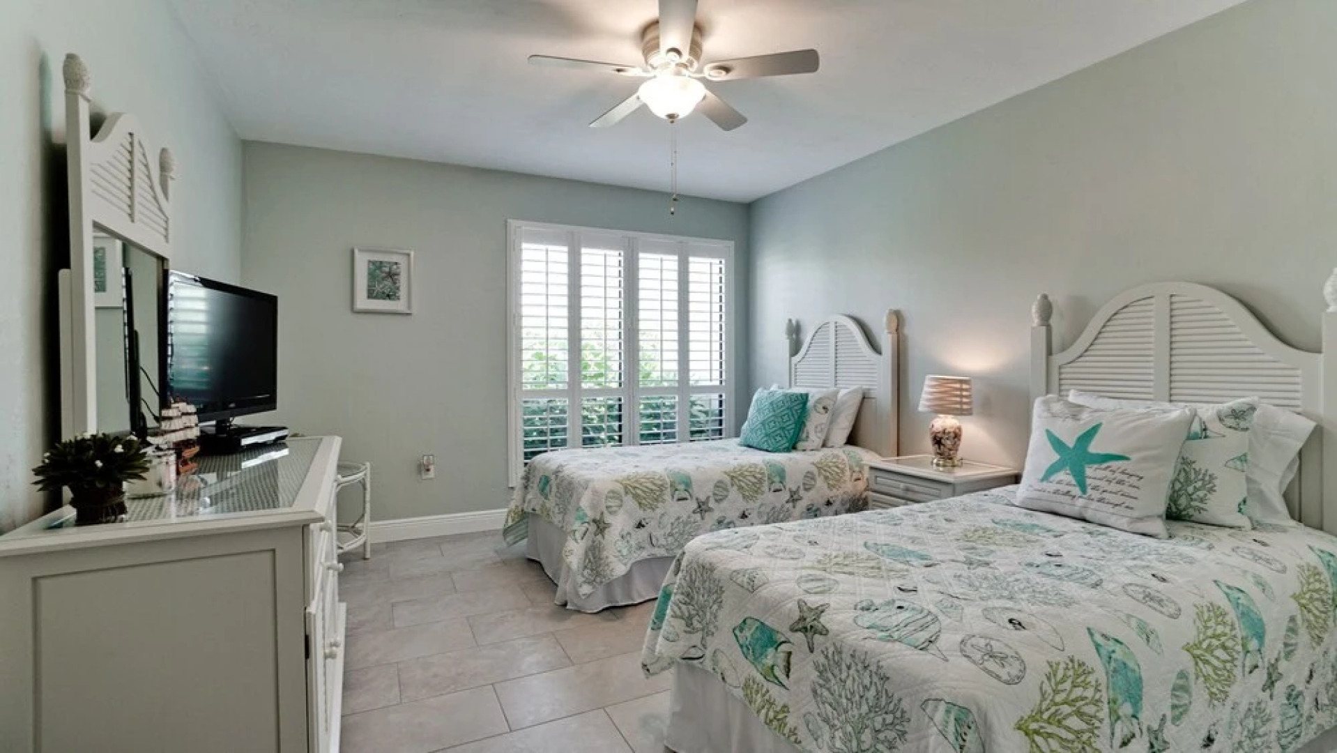 Runaway Bay Resort by BBG