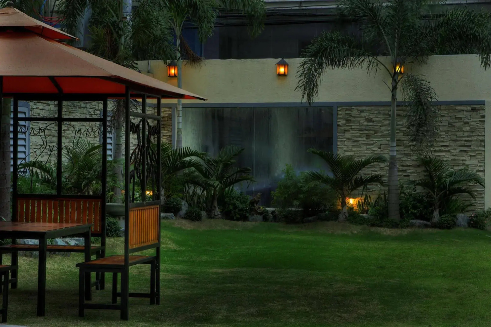 M Chereville Hotel Manila