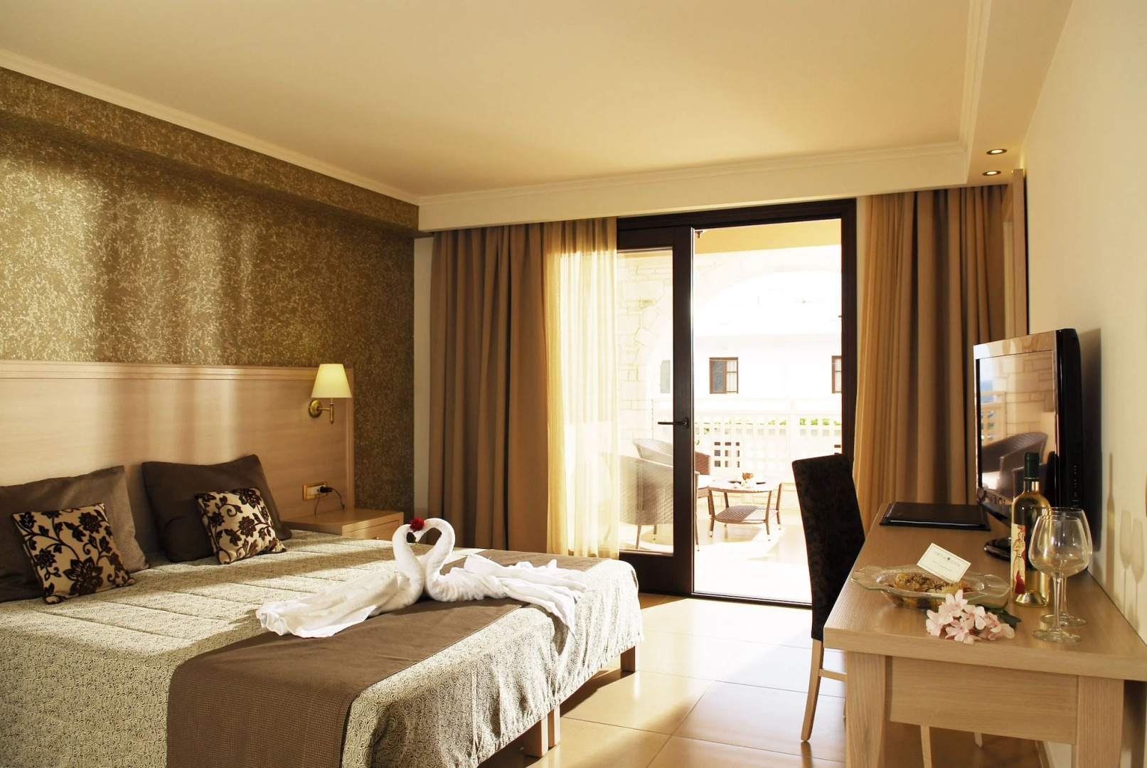 Cactus Royal Resort & Spa