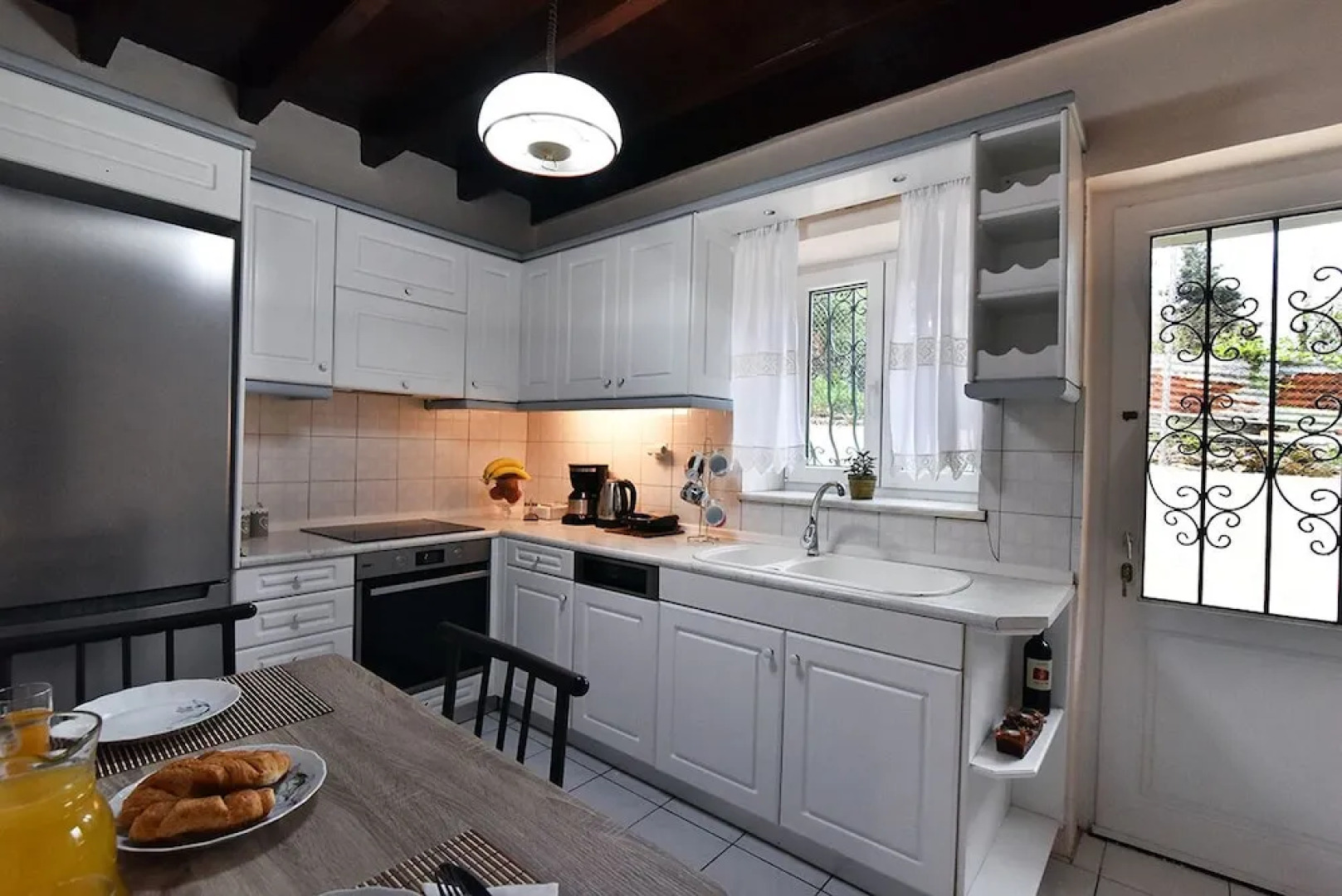 Karmela's Cottage by CorfuEscapes