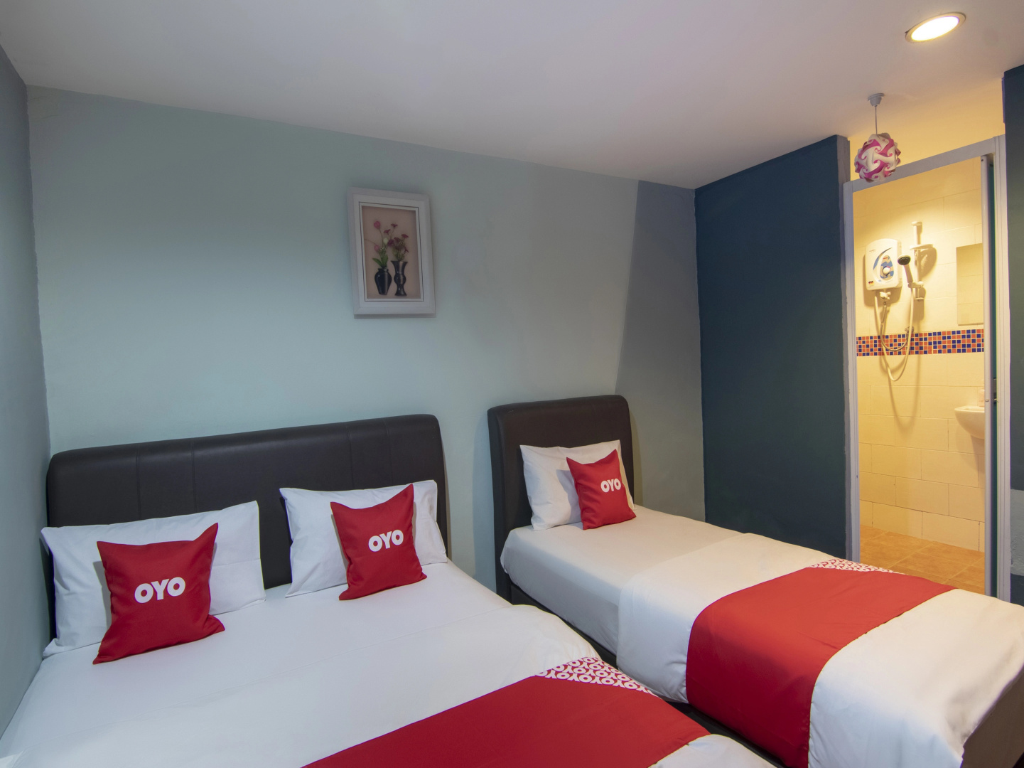 OYO 89891 1st Inn Hotel Subang (SJ15)