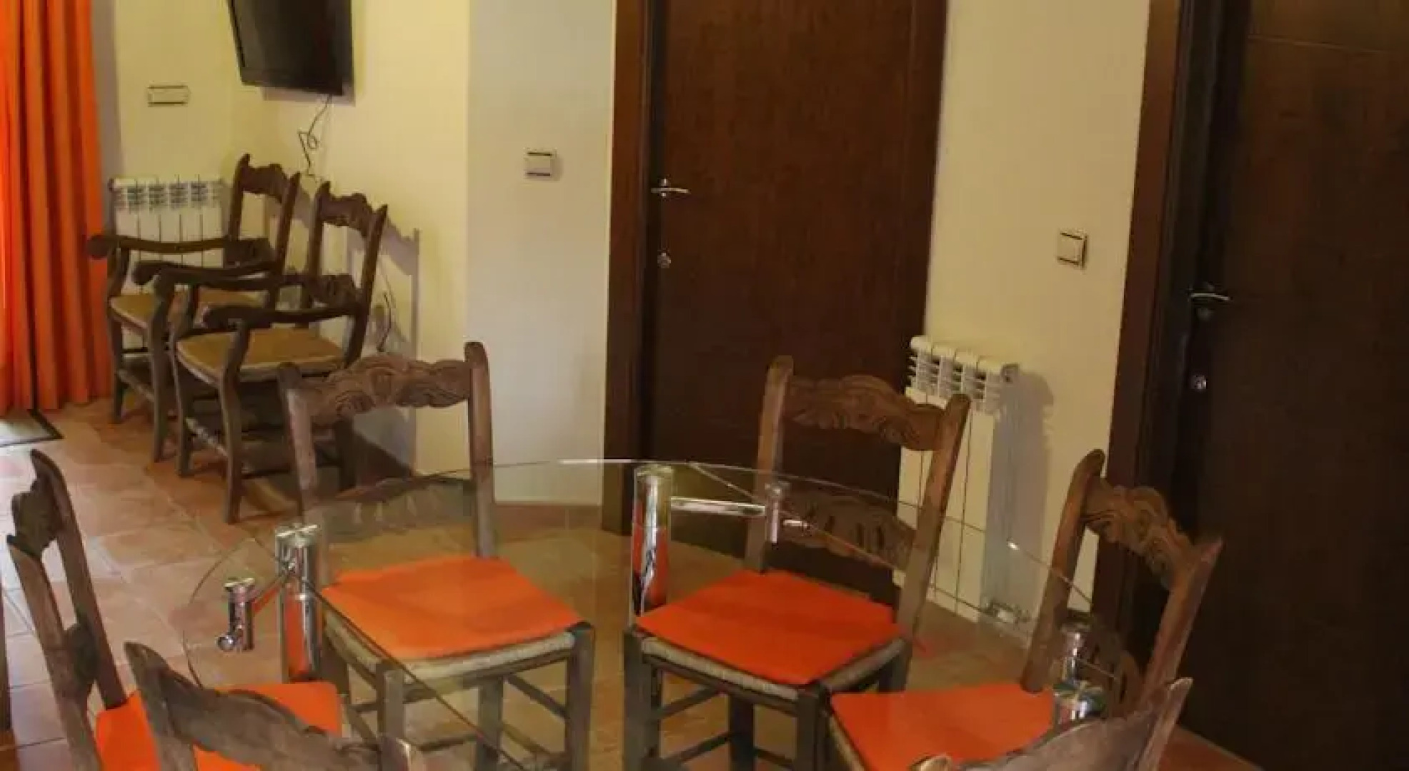 Miranevada, Casas de Montaña