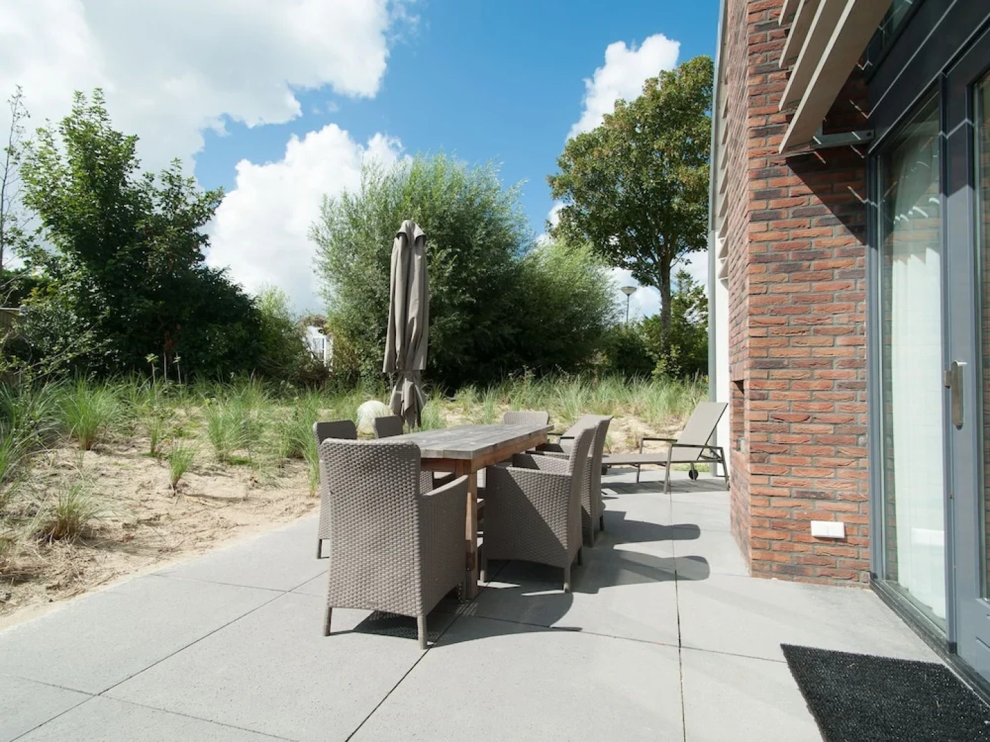 Beautiful new Villa With Sauna Surrounded by Dune Reserve Near the sea