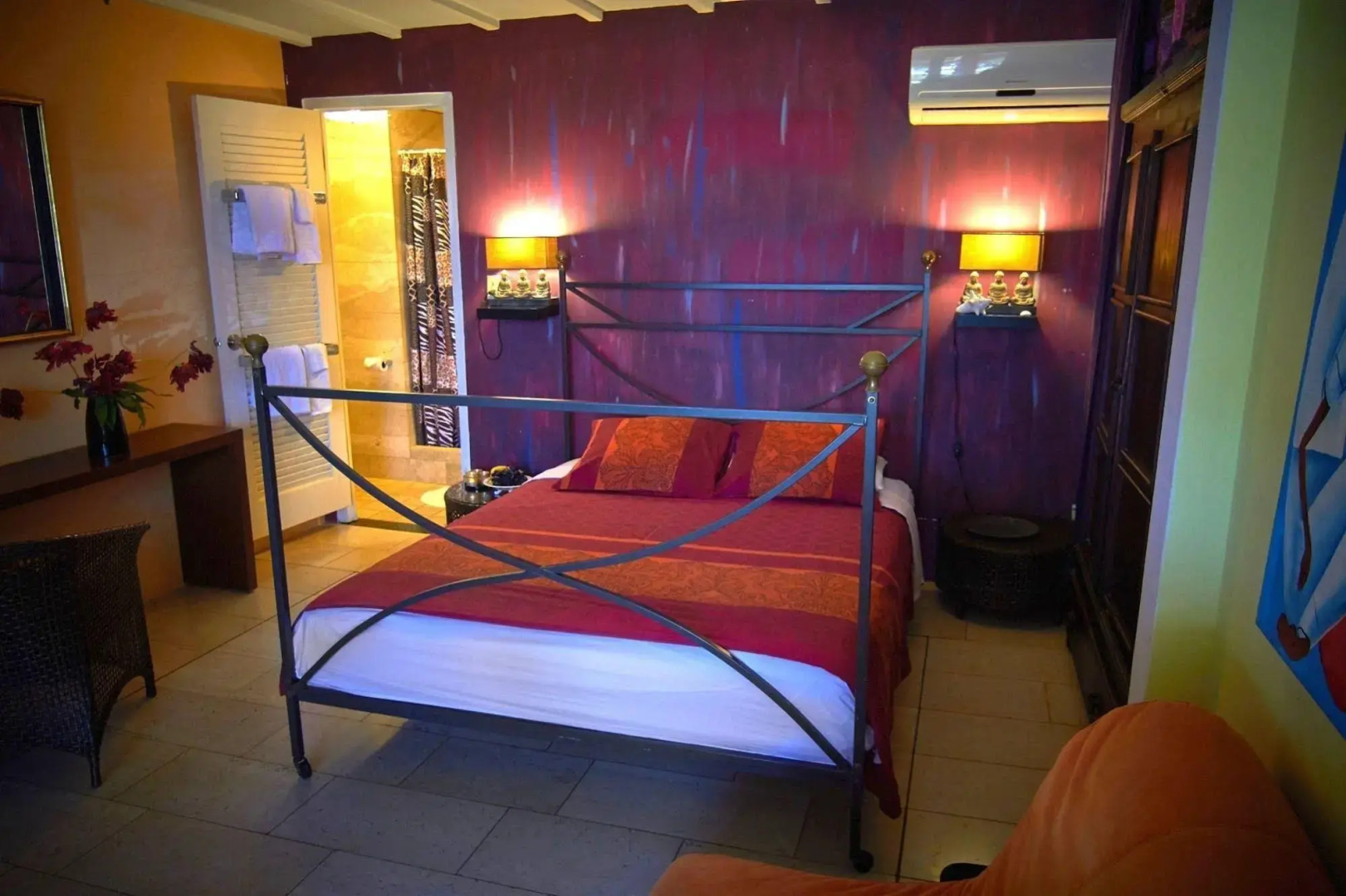 Beach House Aruba Apartments