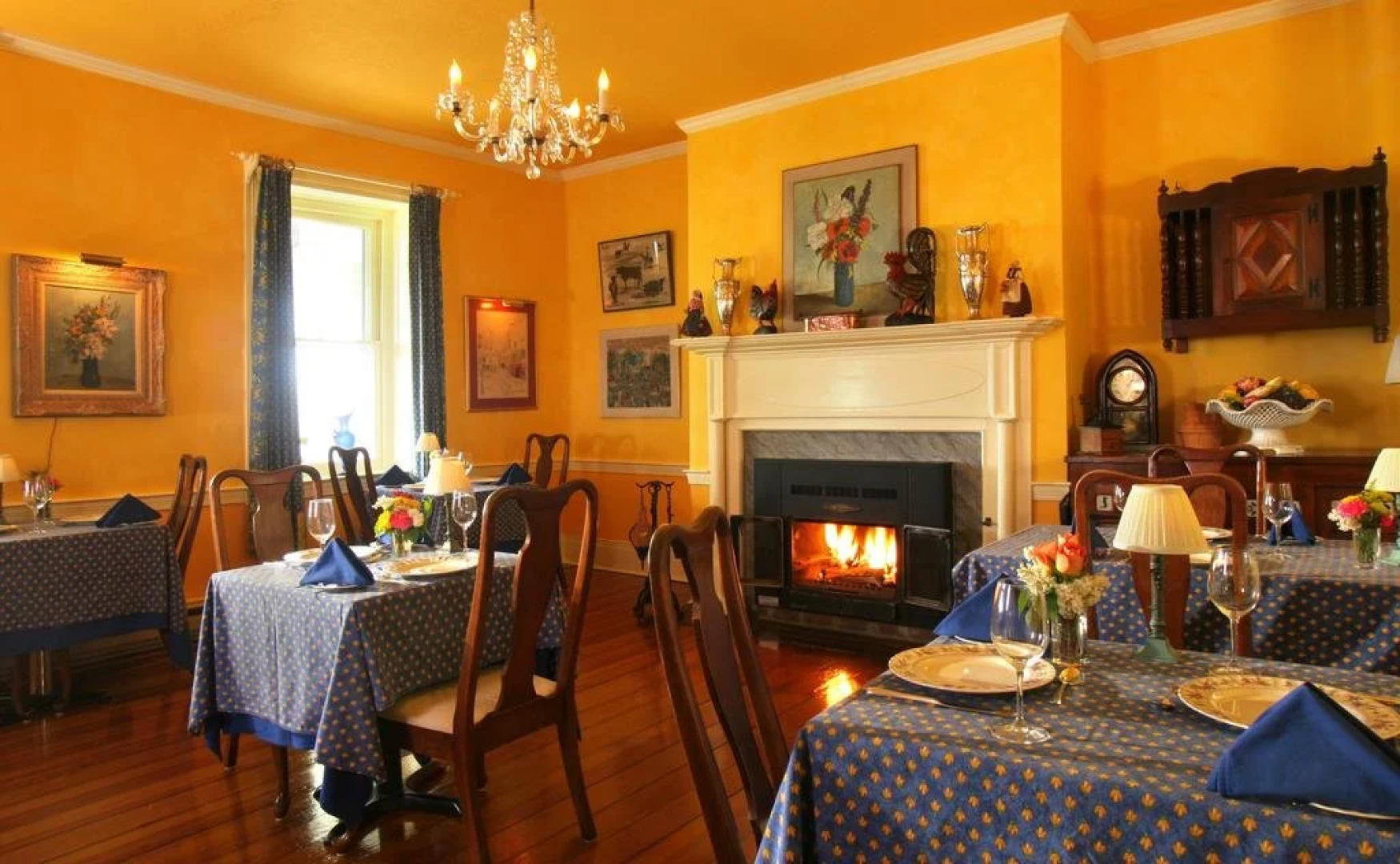 L'Auberge Provencale Inn & Restaurant