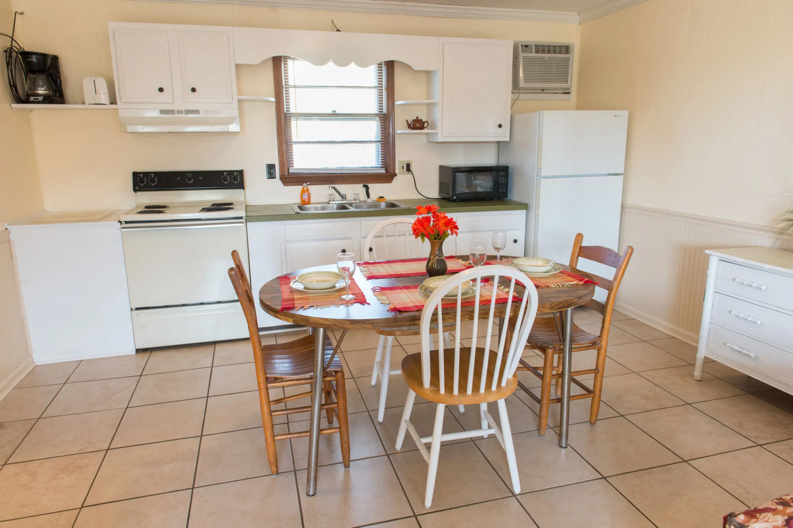 Oceanside Court by Kees Vacations