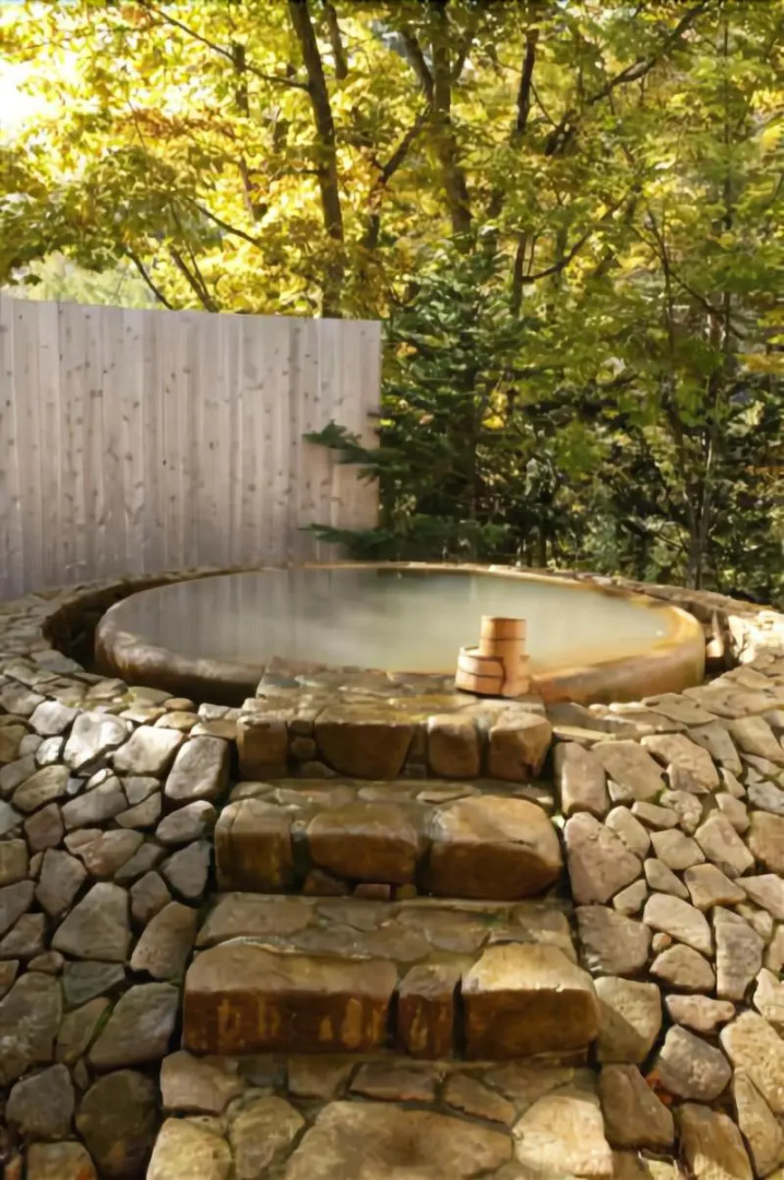 Mozumo - Adults Only