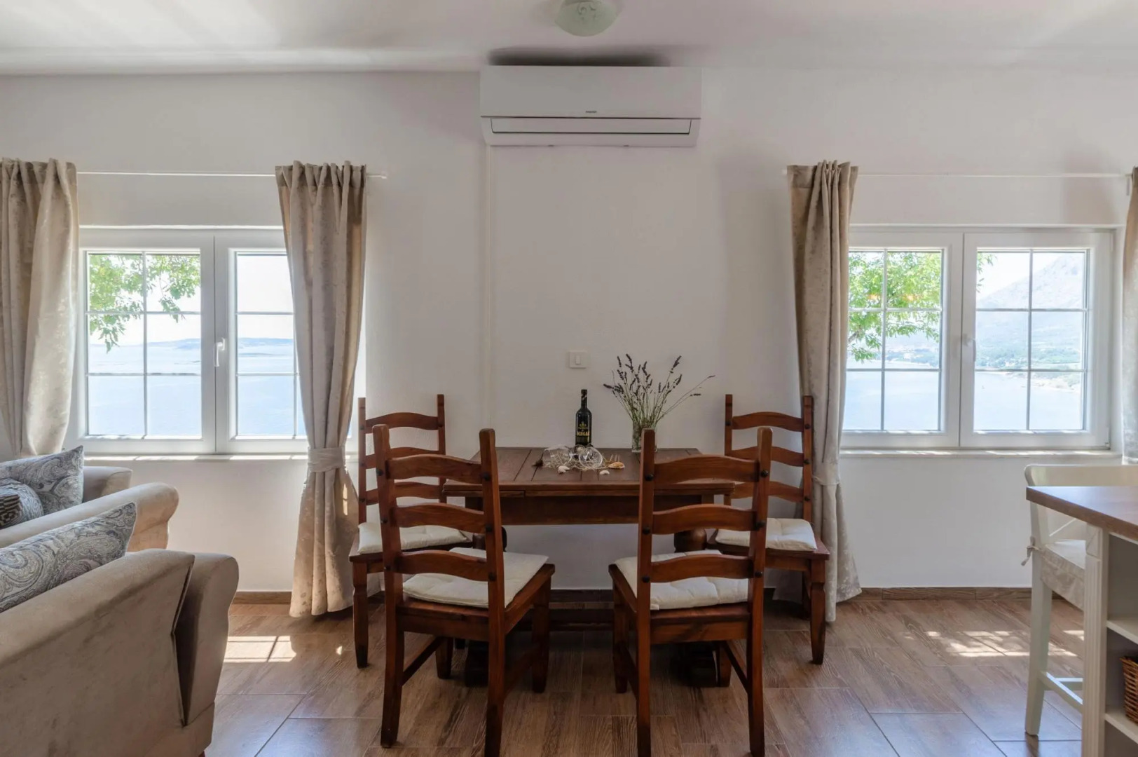 House Deja Blue in Orebic