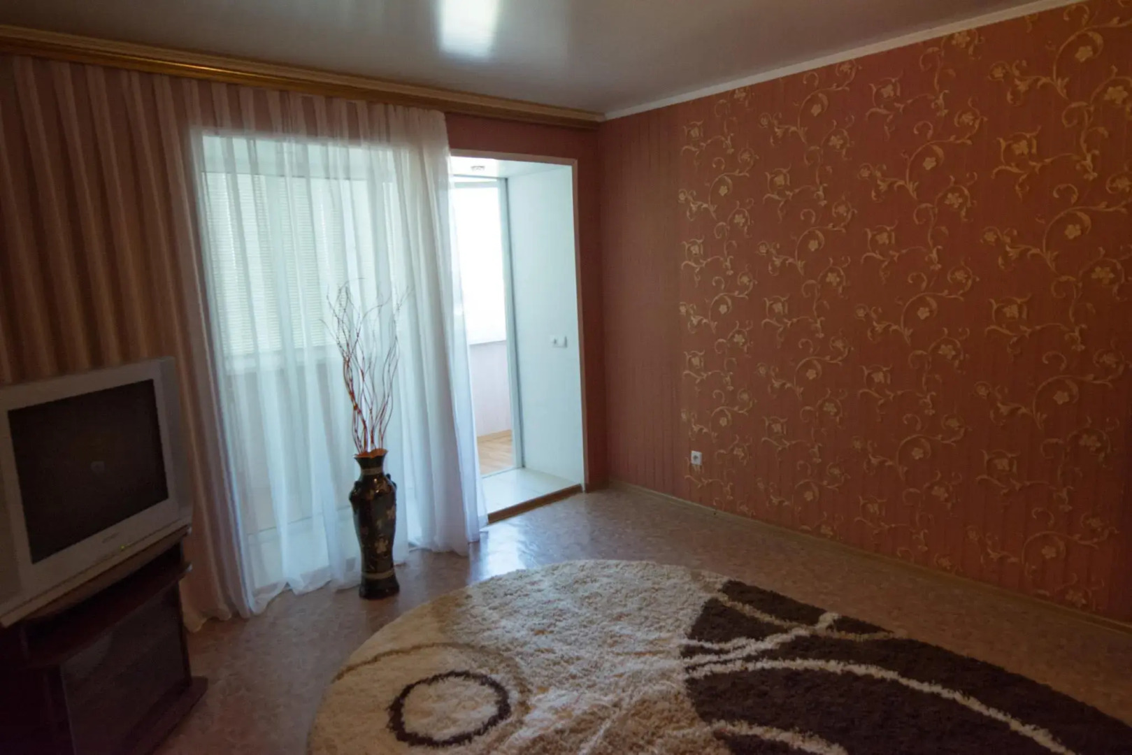 Мода в доме на проспекте Абая 105