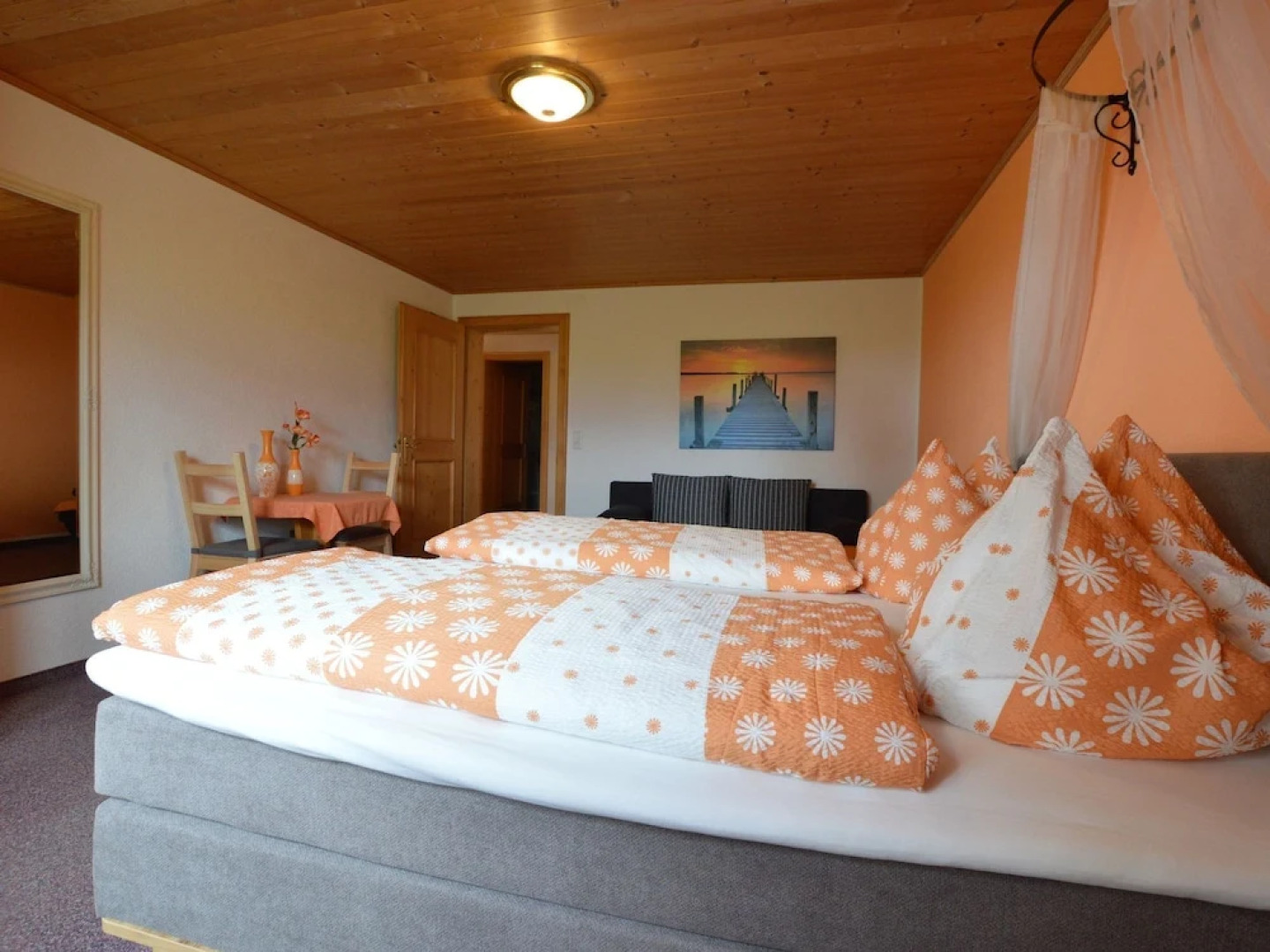 Spacious Apartment With Garden in Bürserberg