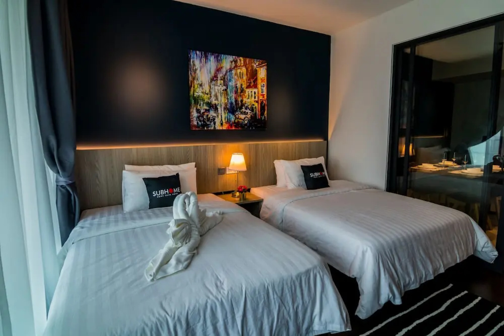 Almas Suites by Subhome