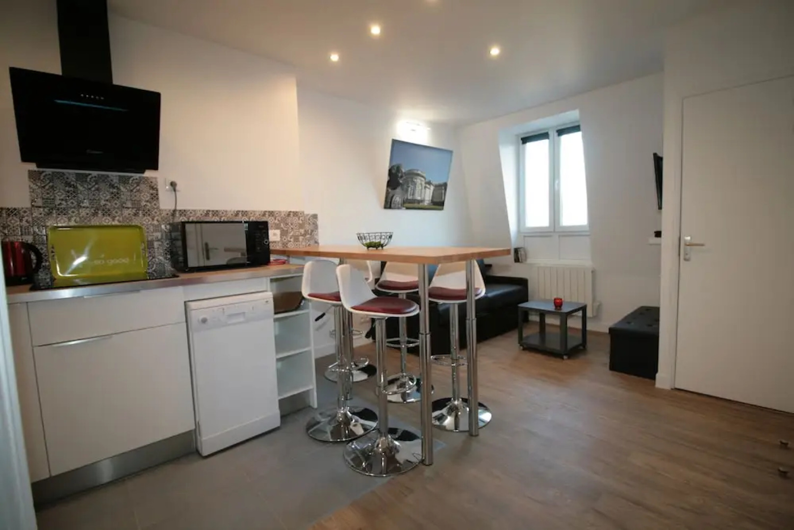 Comme à la Maison - DE LA TOUR