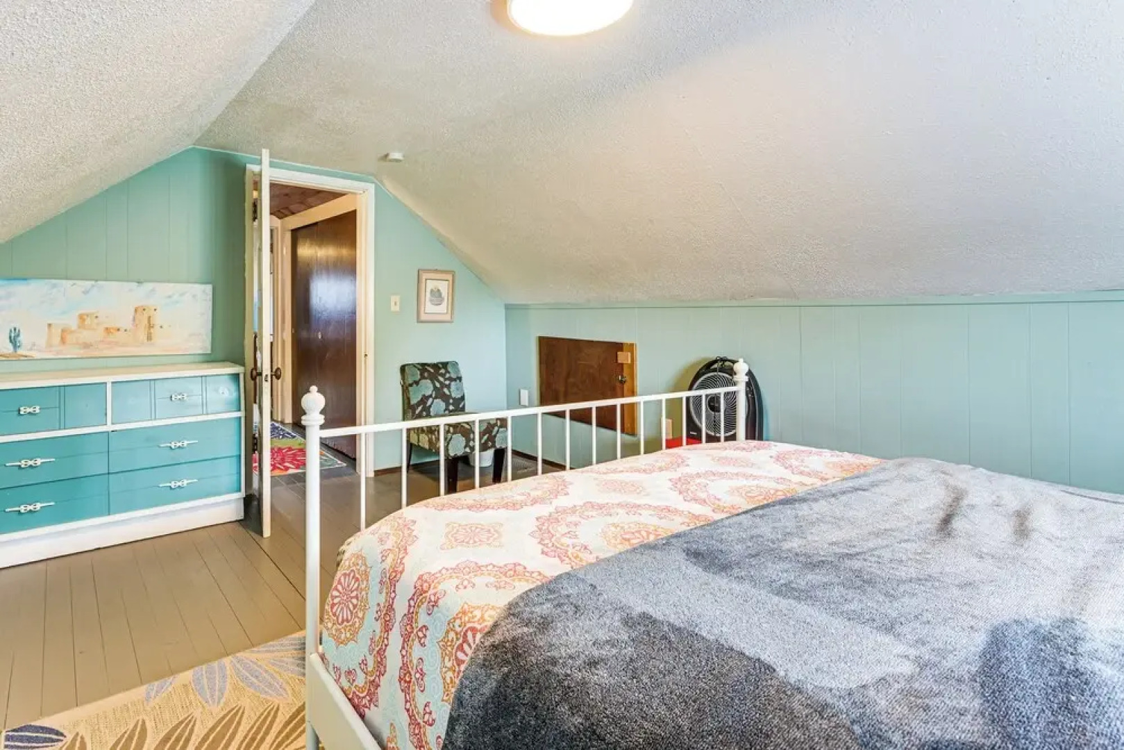 Walk to Beach: Charming Home - 3 Mi to Seabrook