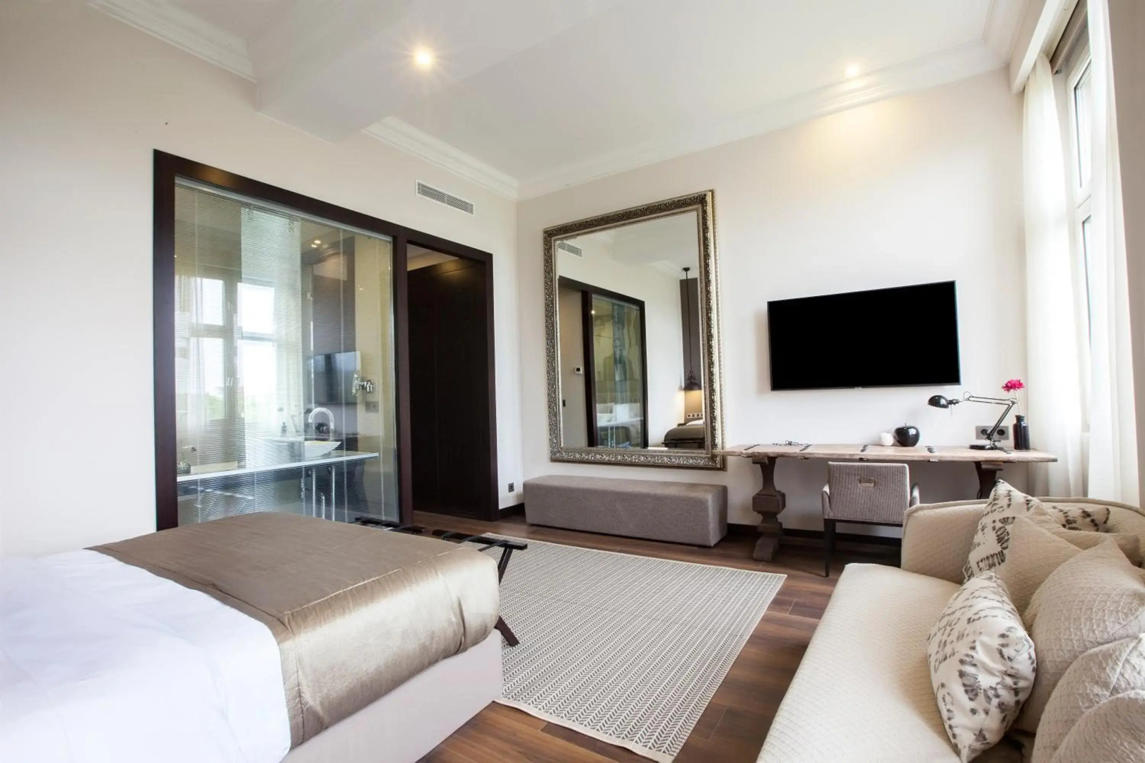 Quentin XL Potsdamer Platz Hotel