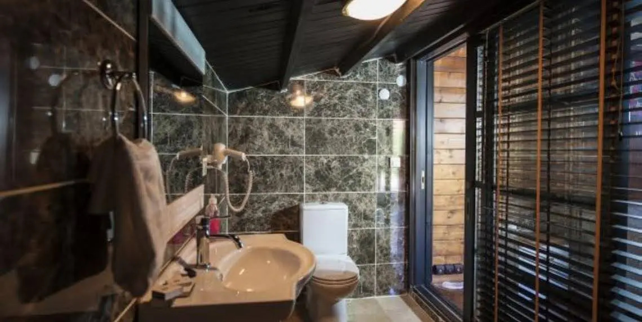 Green Blue Park Hotel