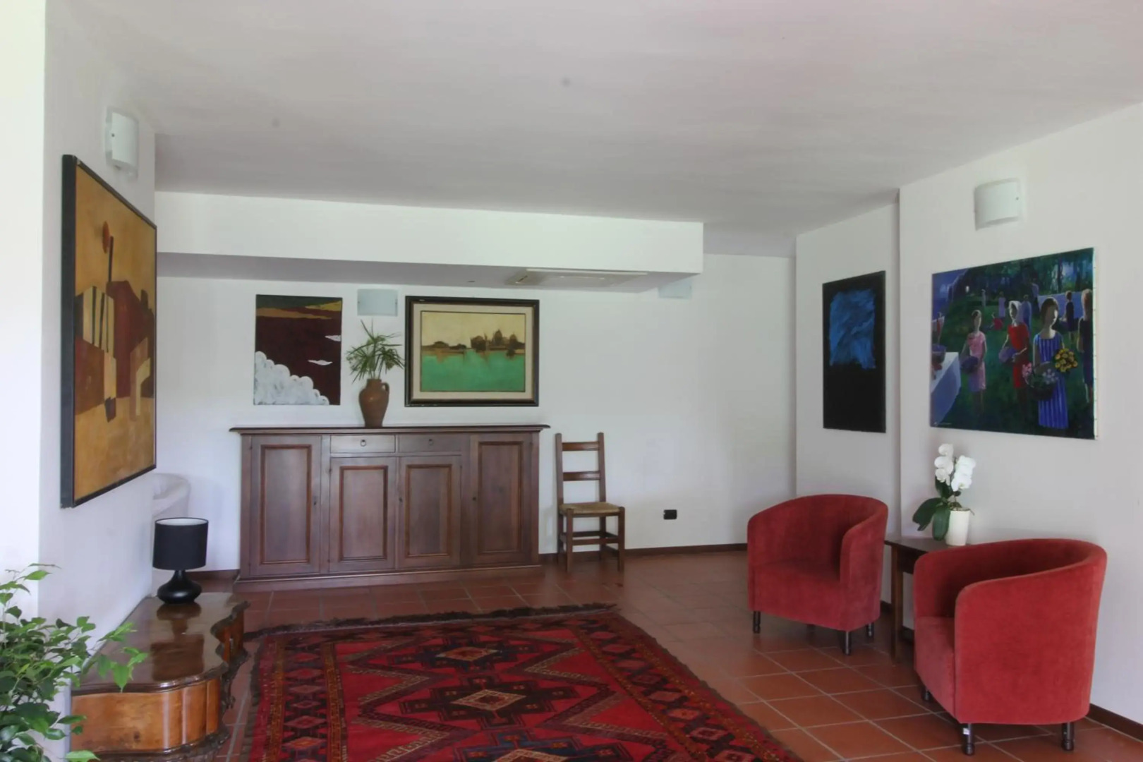 Villa Diana, Marche - intera struttura con piscina