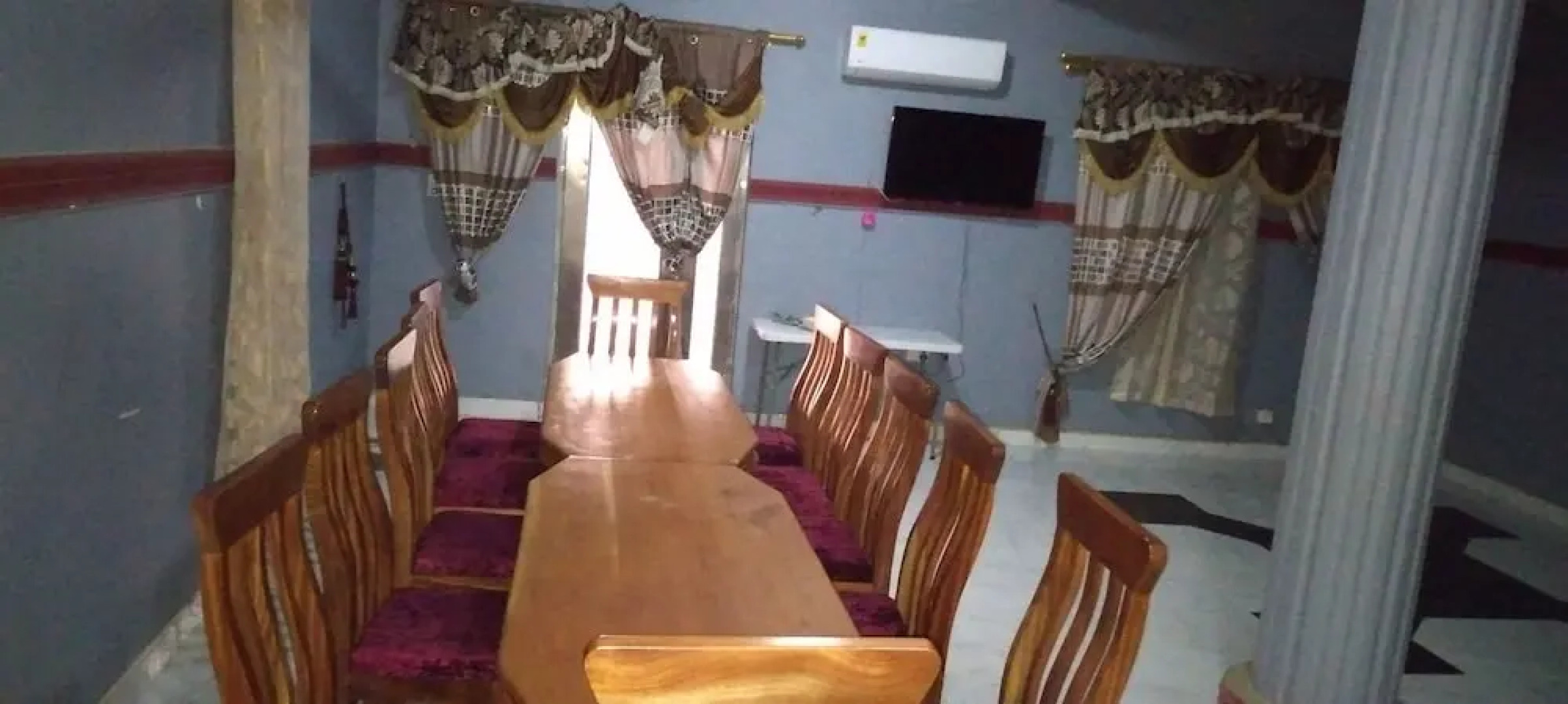 Mother's Royal Hotel