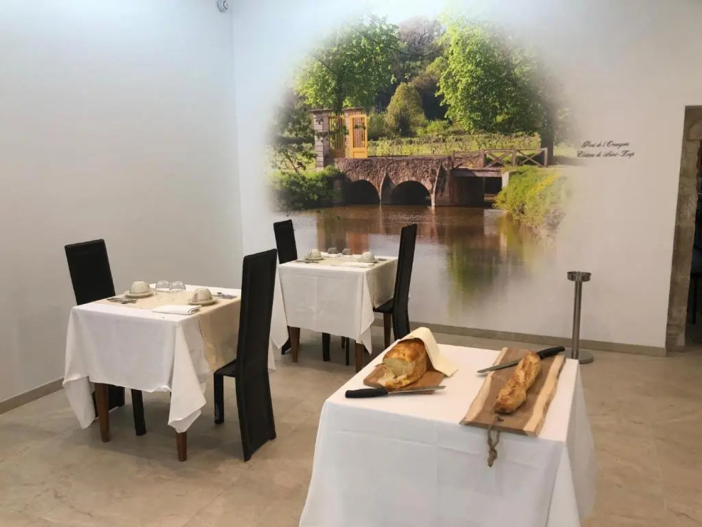 Le Relais Du Chapeau Rouge