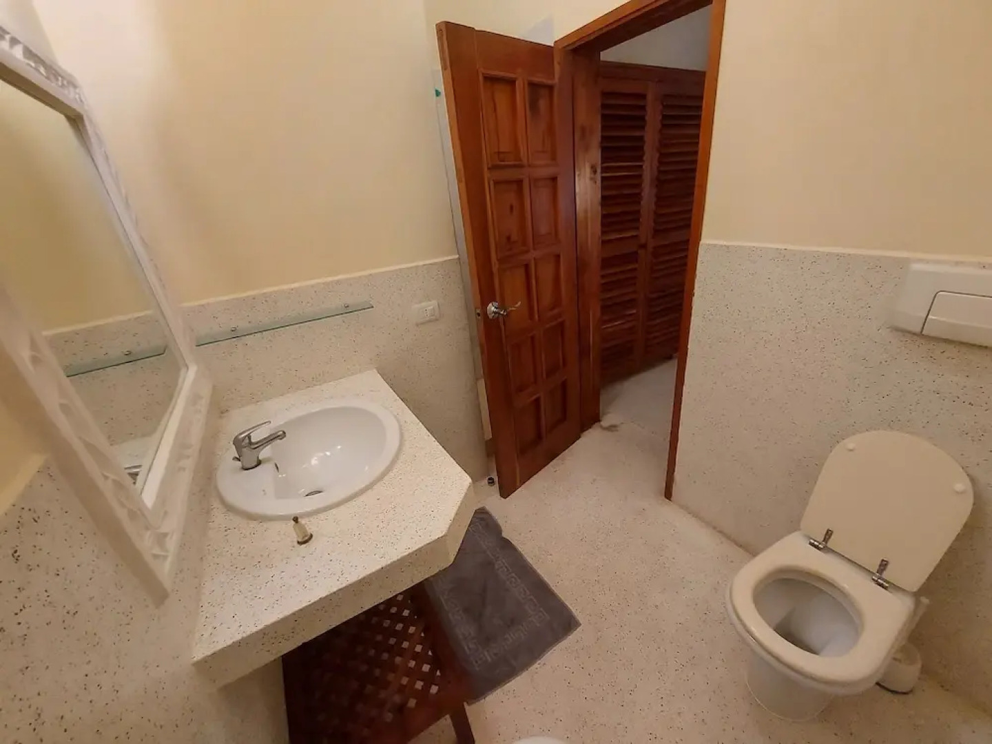 Tembo Court Apartment