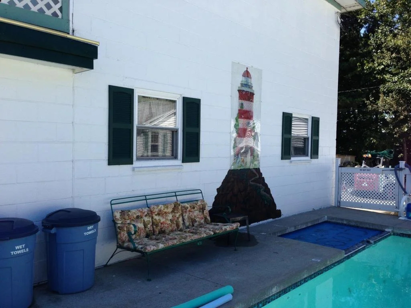 Crosswinds Motel & Cottages