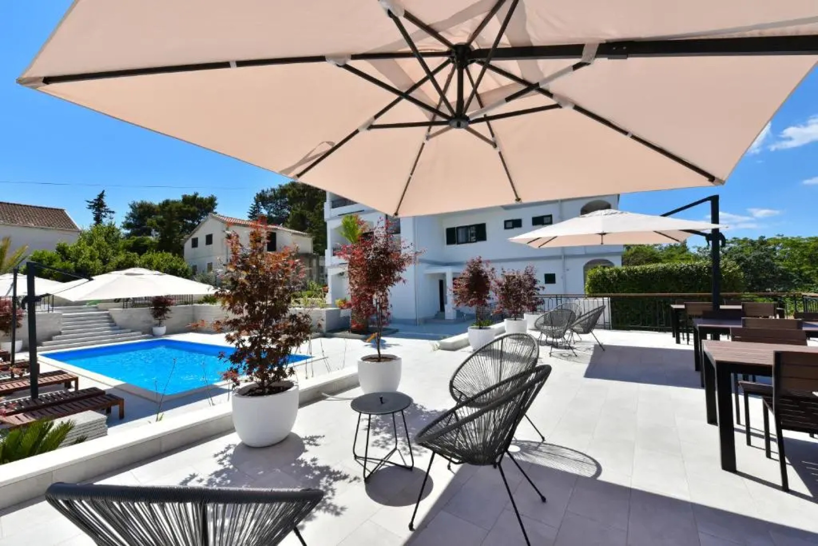 Mediterraneo Garden Apartments
