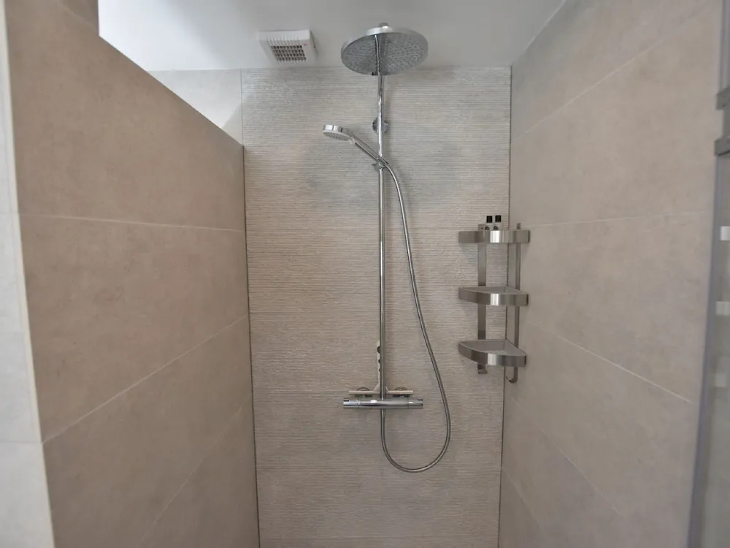 Quaint Chalet in Norg With Balcony, Terrace, Garden, Hammock