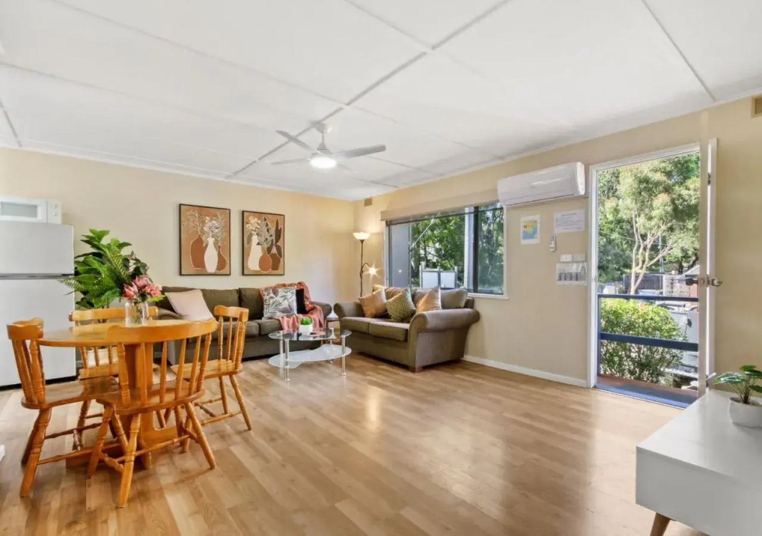 Metung Akora 2Bdrm Apartment 1 - Pets & Boats welcome! Close to Town, Free Wifi & Netflix